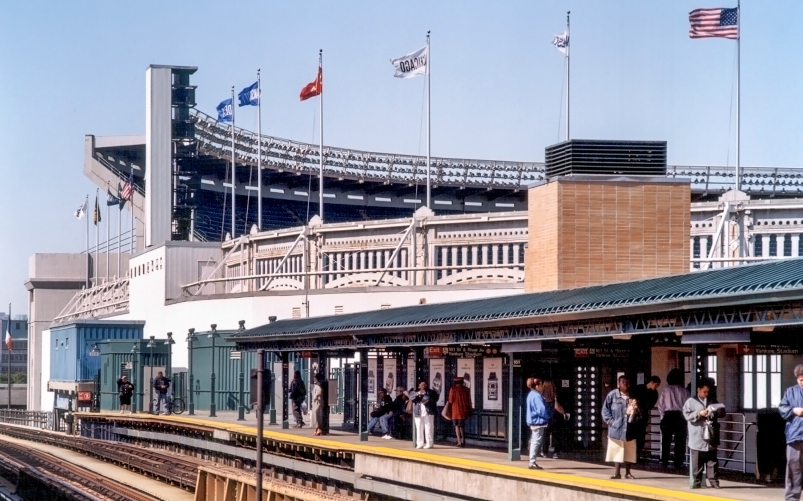 Yankee Stadium 2_V2 Yankee Stadium - 161st Street Station