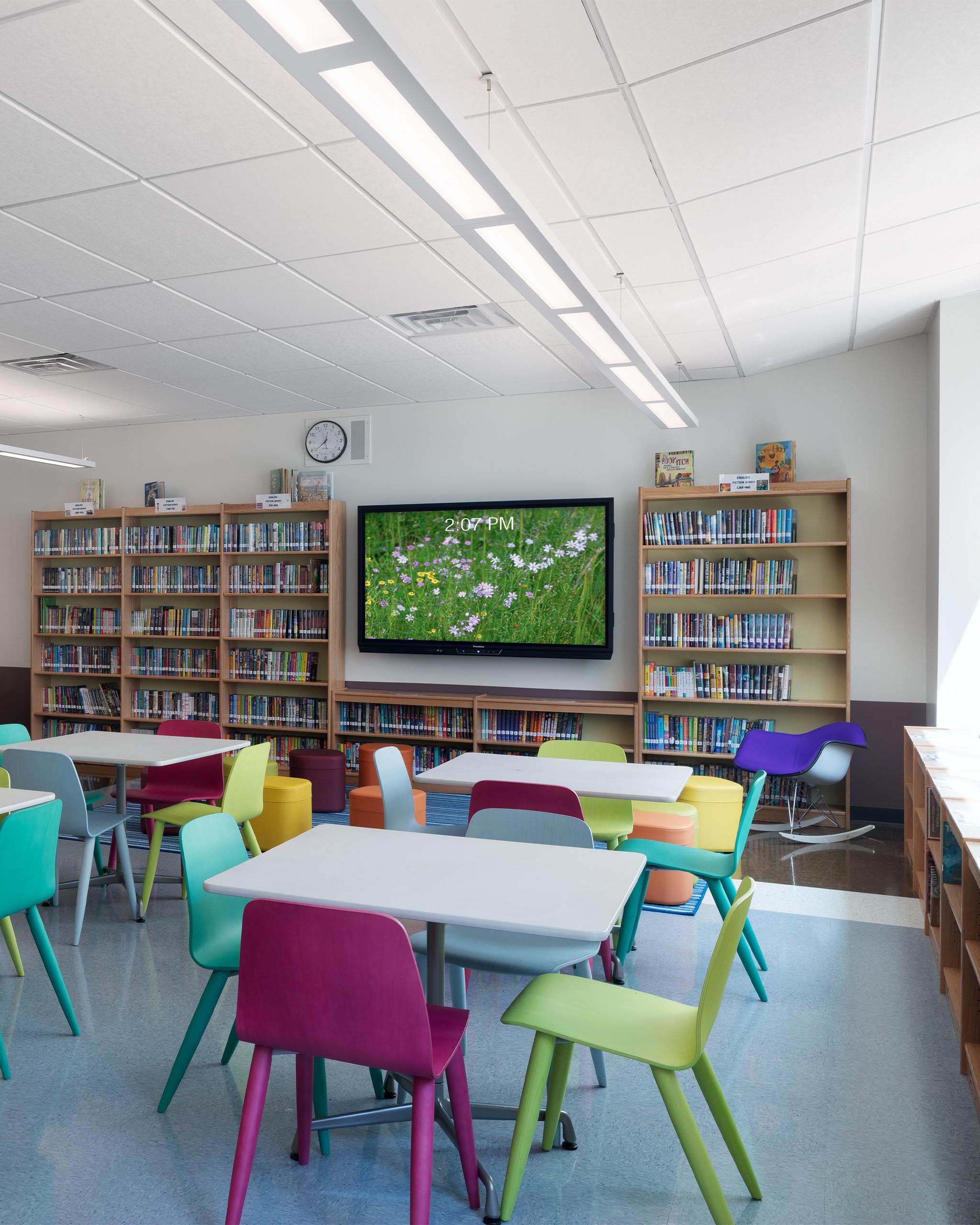 Samara Community School library